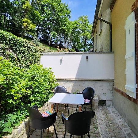 Maison Face A L'Abbaye D'Hautvillers - 2 Bedrooms 2 Bathrooms, Parking Esterno foto