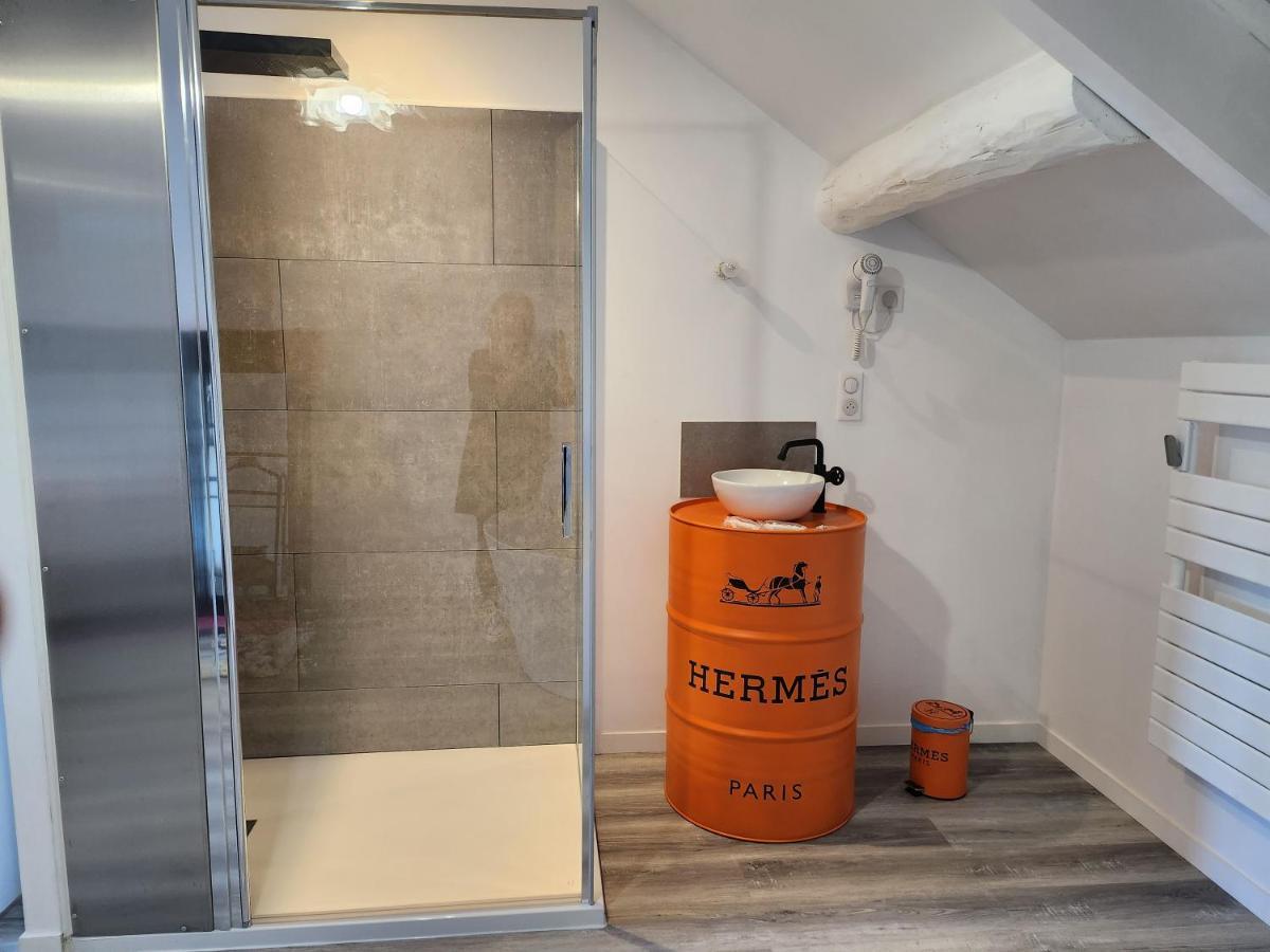 Maison Face A L'Abbaye D'Hautvillers - 2 Bedrooms 2 Bathrooms, Parking Esterno foto