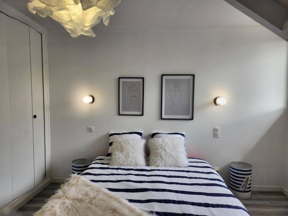 Maison Face A L'Abbaye D'Hautvillers - 2 Bedrooms 2 Bathrooms, Parking Esterno foto