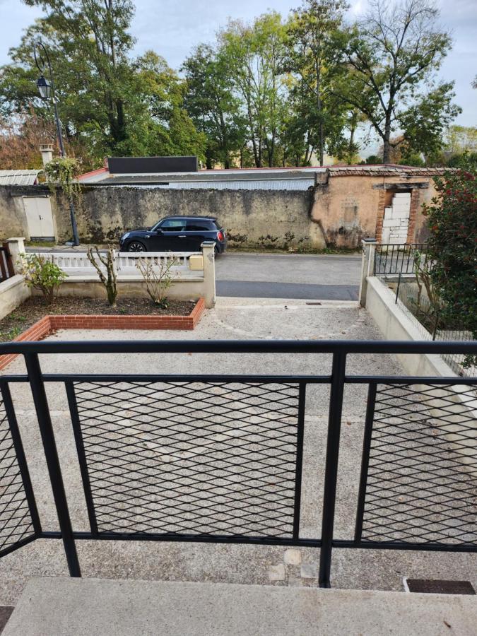 Maison Face A L'Abbaye D'Hautvillers - 2 Bedrooms 2 Bathrooms, Parking Esterno foto