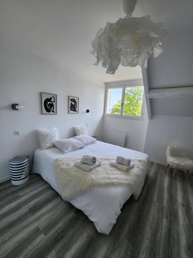 Maison Face A L'Abbaye D'Hautvillers - 2 Bedrooms 2 Bathrooms, Parking Esterno foto